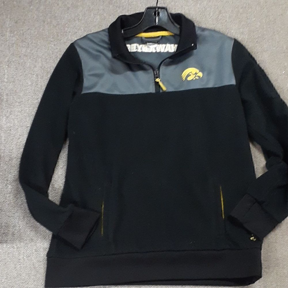 Hawkeyes YXL long sleeve zip neck fleece shirt‎